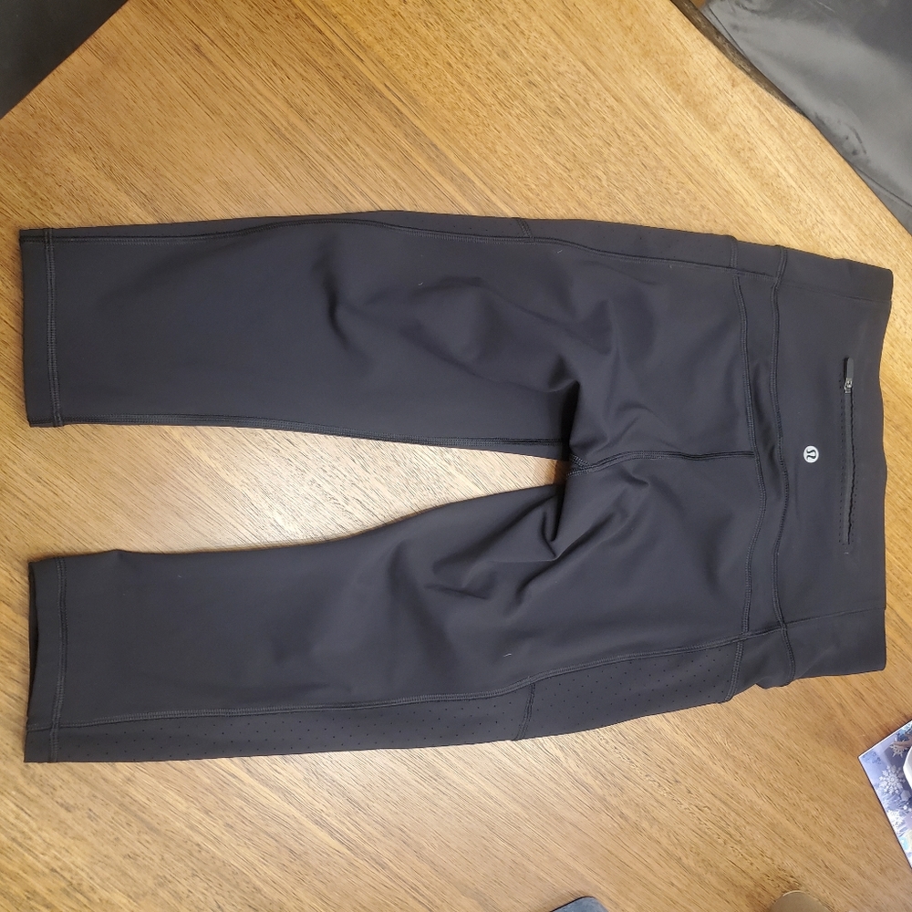 Lululemon cropped leggings